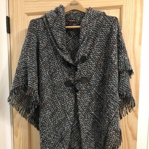 Women’s poncho